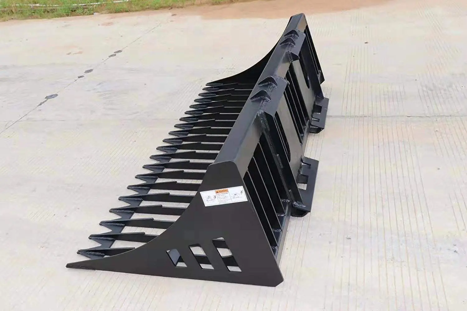 78" Skid Steer Rock Skeleton Bucket Attachment, Solid Steel, Universal Mount, 4" Tine Spacing, 45-70 HP, TMG-SB78 - Image 5