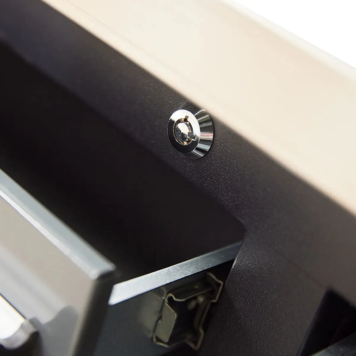 Pro Series 7-Ft 12-Drawer Workbench with Stainless Steel Top, Ball Bearing Double Slides & Casters, TMG-WB712 - Image 9